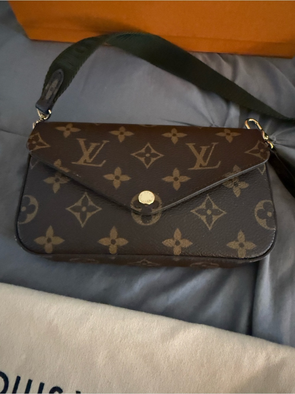 Louis Vuitton Monogram Canvas Brown Shoulder Bag